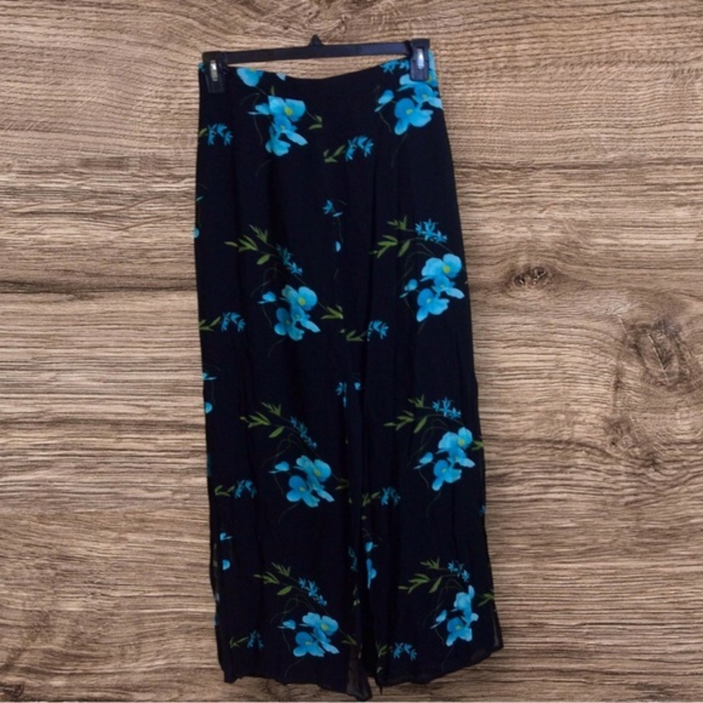 Joseph Ribkoff floral overlay wide leg palazzo pants. Size 12